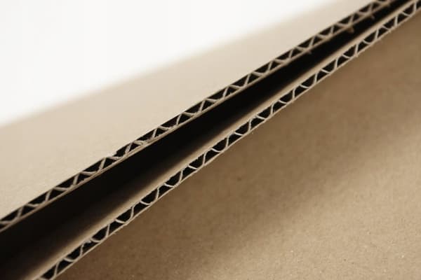 Laatikko 380x150x45mm 100 kpl