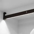 Miniatyrbild 2 av 9: Emuca Skåp Bar Med Led Batteri Utdragbar Och Rörelsesensor Led Castor Silver