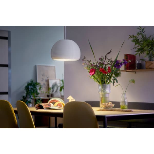 Philips Ultra Effektiv LED-lampa, E27, 4000K, 840 lm, opalskrovlig