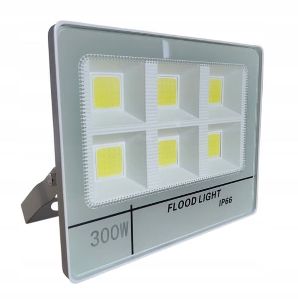 KRAFTIG LAMPE TIL GARAGEHAVE PÅ FACADER 300W IP66 I ÅRET COB DIODER