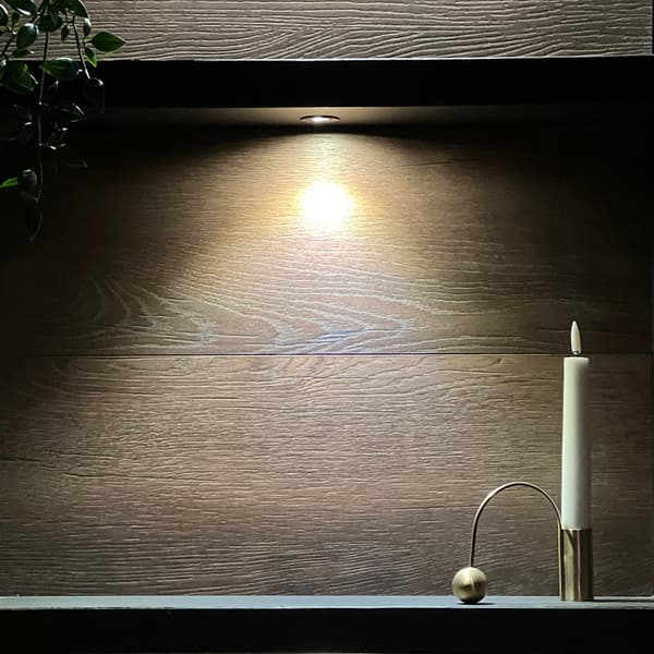 Namron skapbelysning LED 3x3W matt sort