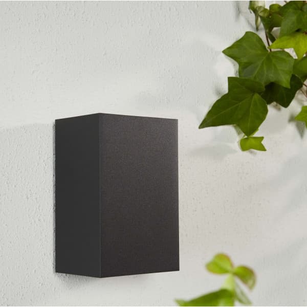Philips Resonate HUE Outdoor smart spotbelysning, 18 cm, antracitgrå