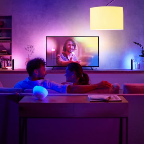 Philips Hue LightStrip Gradient for TV - intelligent LED-ljuslist, för 75" TV