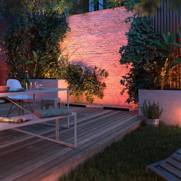 Philips Amarant HUE Outdoor white and color ambiance -smart belysning, 24V, 1400 lm