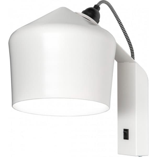 Innolux Pasila -vägglampa, fast strömbrytare, vit, E27