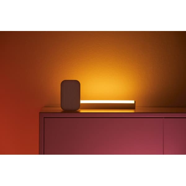 WiZ Bar Linear Light single -valopalkki älyvalaisin, RGBW, Wi-Fi