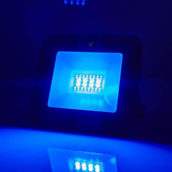Nedis SmartLife - LED-strålespot, hvidt lys + RGB, Wi-Fi