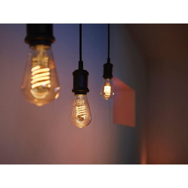 Philips Hue White Filament ST64 Edison -lampa, E27