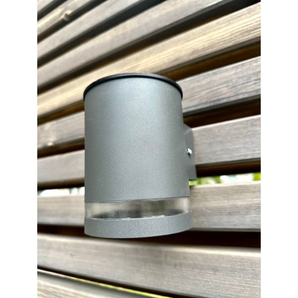 J&EL Solar Vegglampe Sort