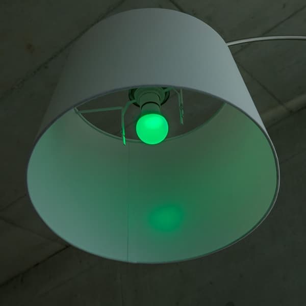 Osram | LED Star+ Classic A RGBW FR 60 dæmpbar 9W/827 E27 pære med fjernbetjening | 9 W | RGBW