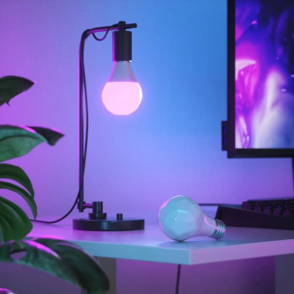 Nanoleaf Essentials Matter smart lampa, E27, 3 st