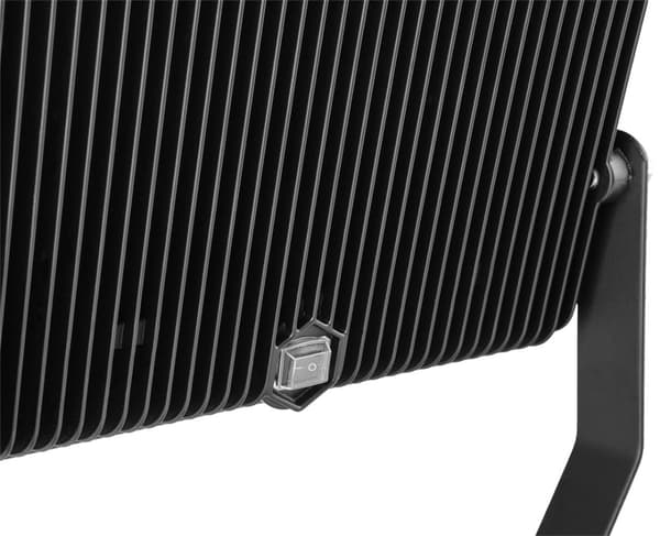 Dubbel spotlight 2x100W SMD LED 2 x 8500lm på ett 1,8m stativ