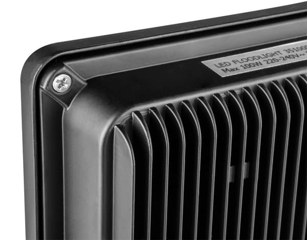 Dubbel spotlight 2x100W SMD LED 2 x 8500lm på ett 1,8m stativ