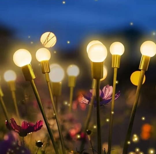 2x aurinkolamppu, 6 LED-puutarhapalloa, ajetaan puutarhaan