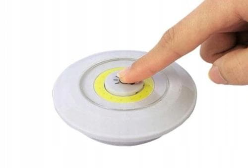BATTERIDREVET LED-LAMPE TRÅDLØS + FJERNBETJENING SÆT MED 3
