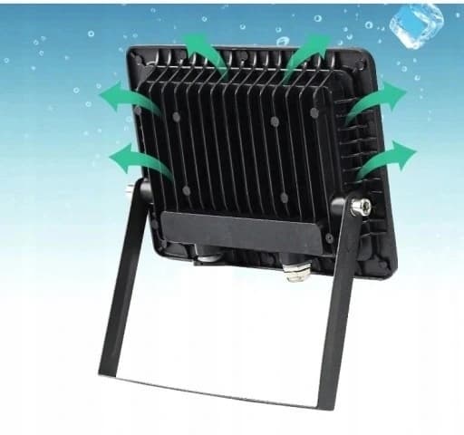 200W LED HALOGENLAMPE MED JUSTERBAR BEVÆGELSES- OG SKUMØRINGSSENSOR IP65