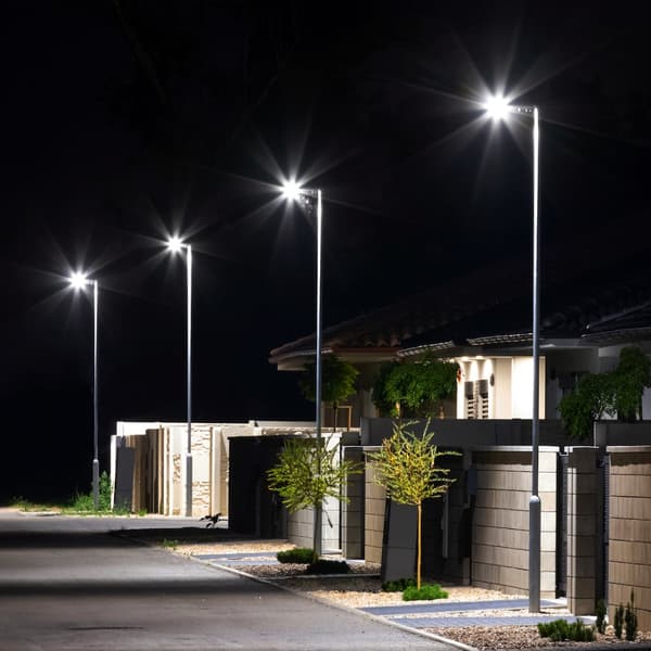 SOLLANTERNE VIA 150W 1800LM 6000K