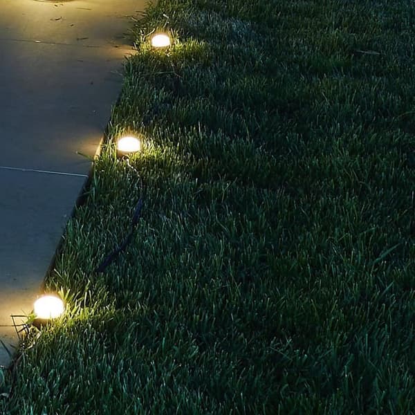 10 minikokoista aurinkokennolla toimivaa kohdevaloa - LUMISKY - SOLIRAY - 12 m - Lämmin valkoinen LED - Tiemerkinnät