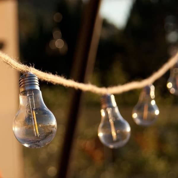 Solcellelyskæde - LUMISKY - FANTASY CORD SOLAR - 7,50 m - Reb 10 transparente lys - Varm hvid LED