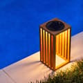Pikkukuva 2 / 4: Koristeellinen aurinkolyhty - LUMISKY - CHENNAI - K30 cm - Massiivi tiikkipuuta - Lämmin valkoinen LED
