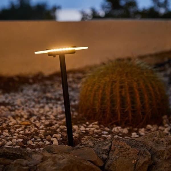 2 aurinkokennolla toimivan varren valosetti - LUMISKY - UFO - K35 cm - Lämmin valkoinen LED