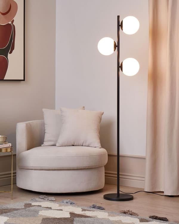 Gulvlampe WADI Metal Sort Lumarko!