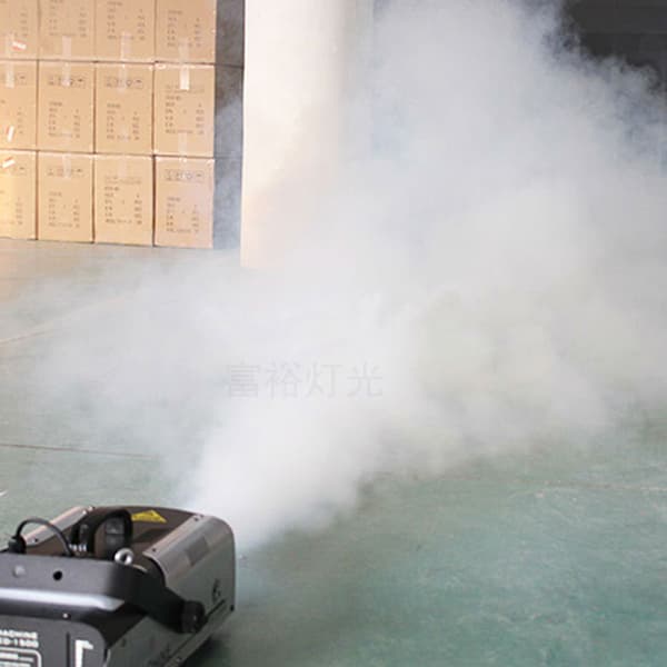 1500W Tågemaskine, Fjernbetjening, 25000 kubikfod/min Output