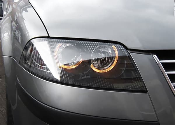 Forlygter med dobbelt halo-fælge VW PASSAT 3BG B5 FL 09 00-03 05 ANGEL EYES SORT