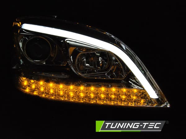 Ajovalot pysäköintivalolla MERCEDES W164 ML M-SARJA 05-07 CHROME