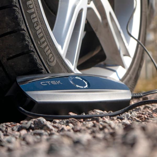 CTEK CS ONE fuldautomatisk intelligent batterioplader med APTO™-teknologi