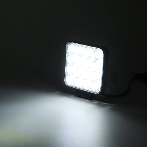 1 par 48W LED bil arbejdslysstang 12V/24V lastbil SUV 4WD Off Road oversvømmelsesspot, firkantet