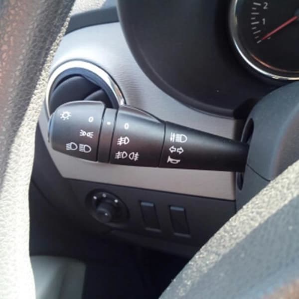 Commodo Dacia Dokker Lodgy Logan Sandero Renault Clio 8201167988 255405056R Rattkontroll Pro-Plip Blinkers