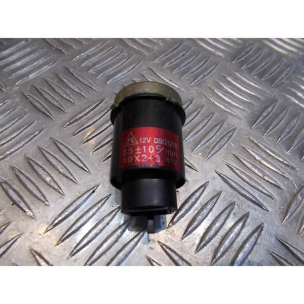 central blinkande 10 b x 2 + 3,4 w kinesisk skoter 50 125 kinesisk gy6 139qmb 1e40qmb 152qmi znen baotian eurocka jmstar gener- USED