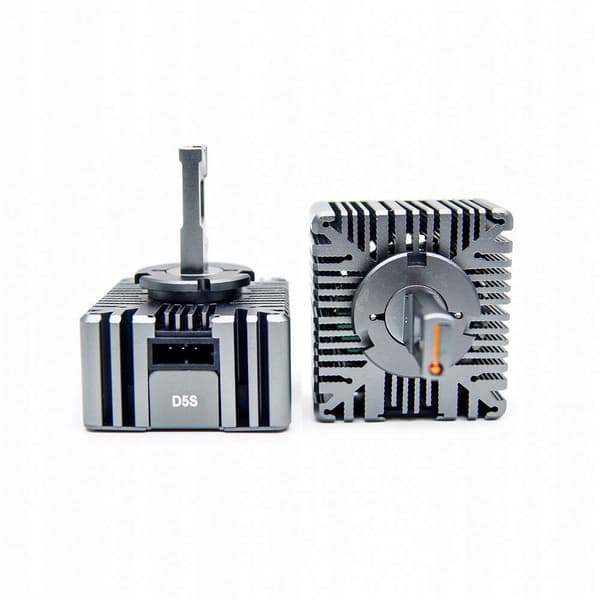 LED-filamentti D5S D-sarja P&P CANBUS 8400LM 70W