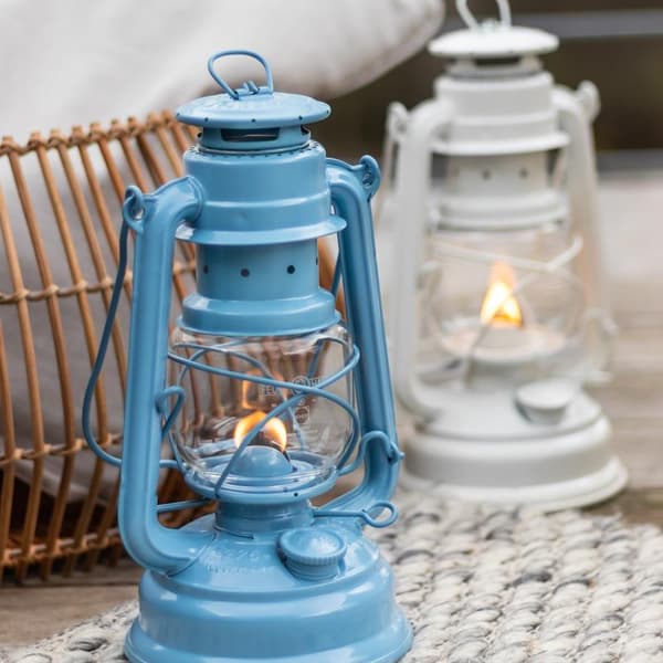 Stormlykta / fotogenlykta Feuerhand 276 (Baby Special), 255 mm, Pastel Blue, med veke