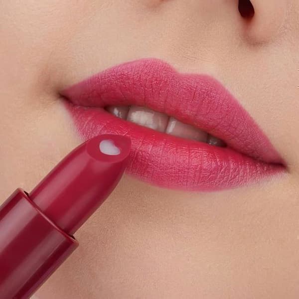 Läppbalsam - Essence - HEART CORE - Fruktig - 3g - Färg Rosa