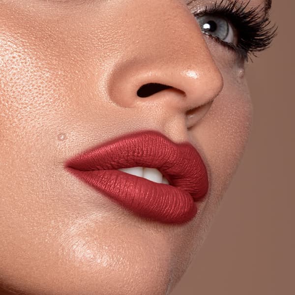 MIA MAKEUP - SWIPE LIP STYLER