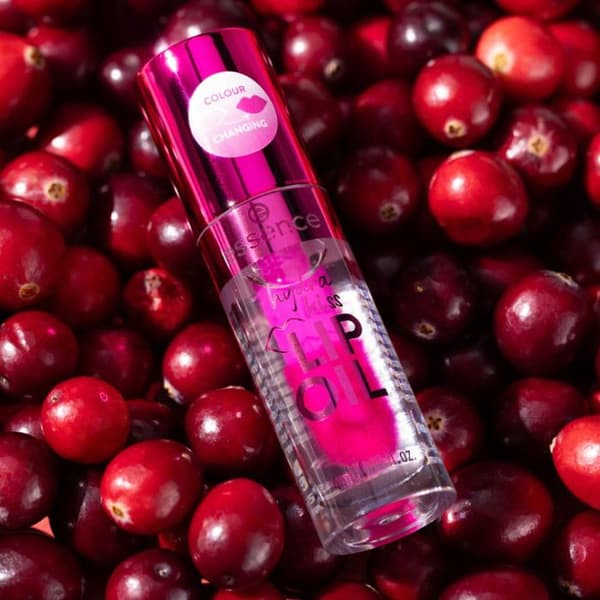 Essence - Hydra Kiss Läppolja - 06 Tranbär är tillbaka