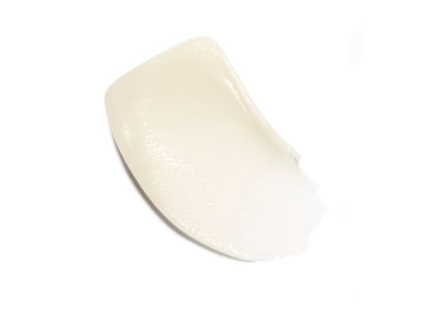 Chanel Hydra Beauty Nutrition Nourishing Lip Care - Dame - 10 g