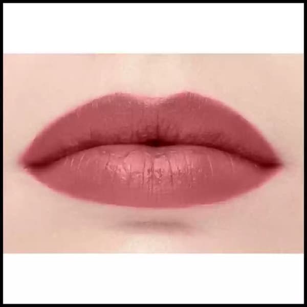 Max Factor Blush Velvet Matte Lipstick -05Nude