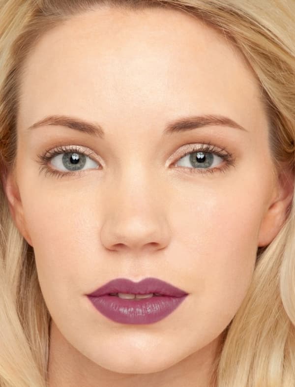 Revlon Super Lustrous CREME Lipstick - 663 Va Va Violet