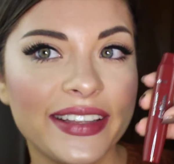 Revlon Kiss Cushion Lip Tint - 270 Wine Trip