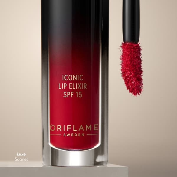 Oriflame Giordani Gold Iconic Elixir Matte Lipstick SPF 15 - Luxe Scarlet 3,5 ml