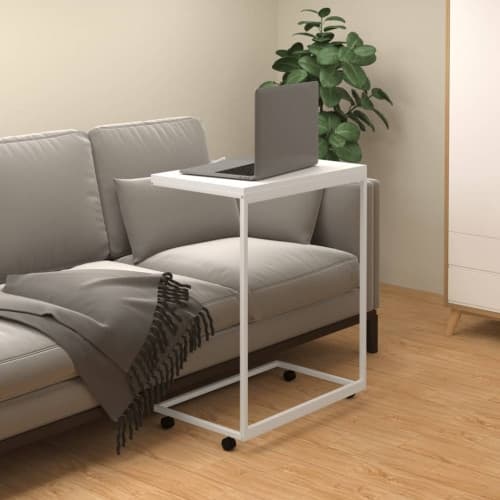 Sidobord med hjul vit 55x35x70 cm konstruerat trä