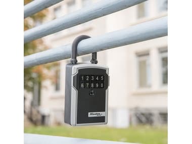 MASTER LOCK 5440EURD, Smarthengelås, Kode, Nøkkelløs, Sort, Rustfritt stål, Android, iOS, Batteribytte, 83 mm