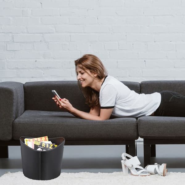 Relaxdays XL vedkorg, vedförvaring i öppen spis, tidningsställ i konstläder, svart