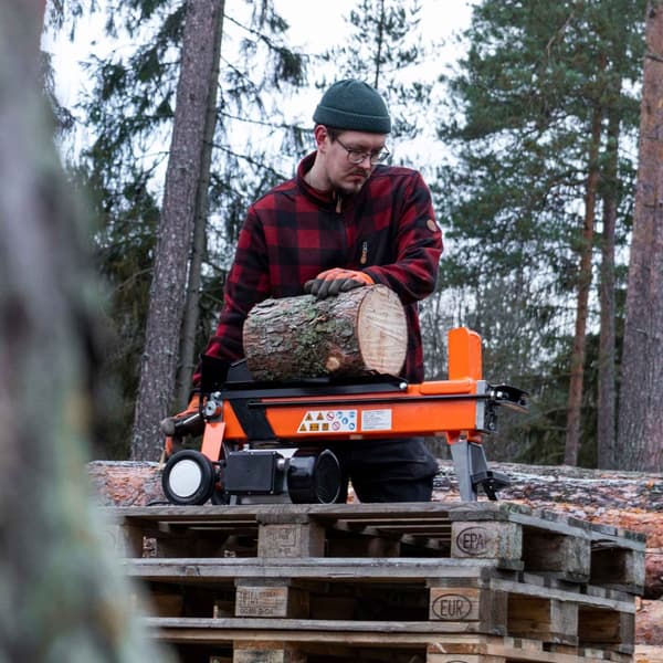 Fornorth Klapikone 7T, sisältää tukijalan