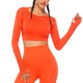 Miniatyrbild 2 av 6: Vin röd Crop Top seamless med långa armar.