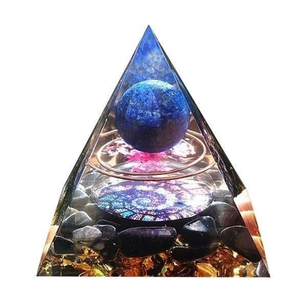 Orgonit Pyramid Fibonacci Spiral och naturstenar