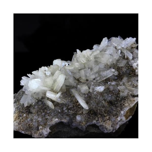 Stenar och Mineraler - ABIJOUX - Stilbit, Analcim, Mesolit - NinGinish, Skye Island, Skottland